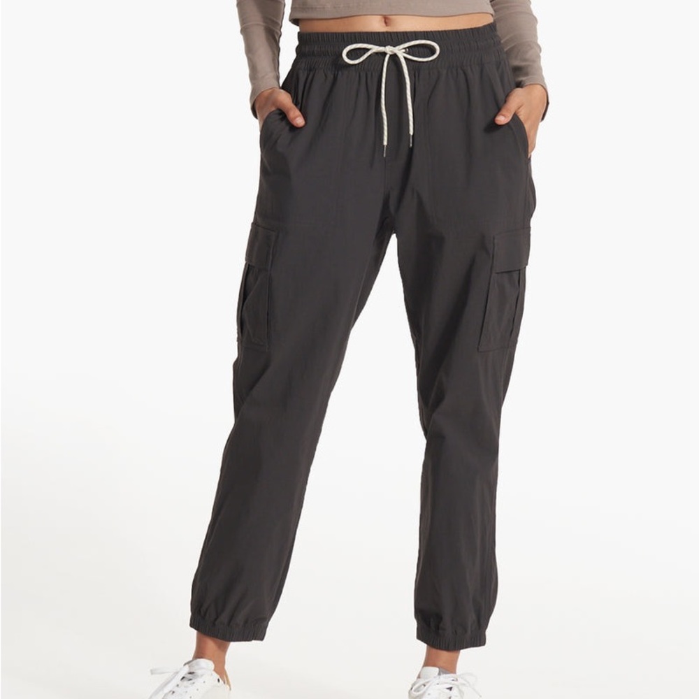 Vuori Scout Jogger Medium Women’s new without tags